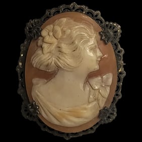 Vintage Sterling Silver Hand-Carved Shell Filigree Cameo Pin/Brooch
