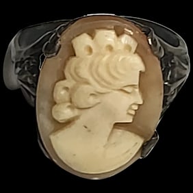 Vintage Hand-Carved Shell Cameo Pendant Ring Hllmarked STER