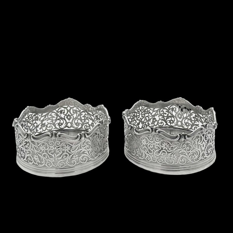 Early 19th Century Antique Victorian Silver Pair Wine Coasters London 1838 Robert Garrard: Title:Early 19th Century Antique Victorian Silver Pair Wine Coasters London 1838 Robert Garrard Description:Description Stunning pair of Victorian era silver wine coasters designed with beautiful wavy