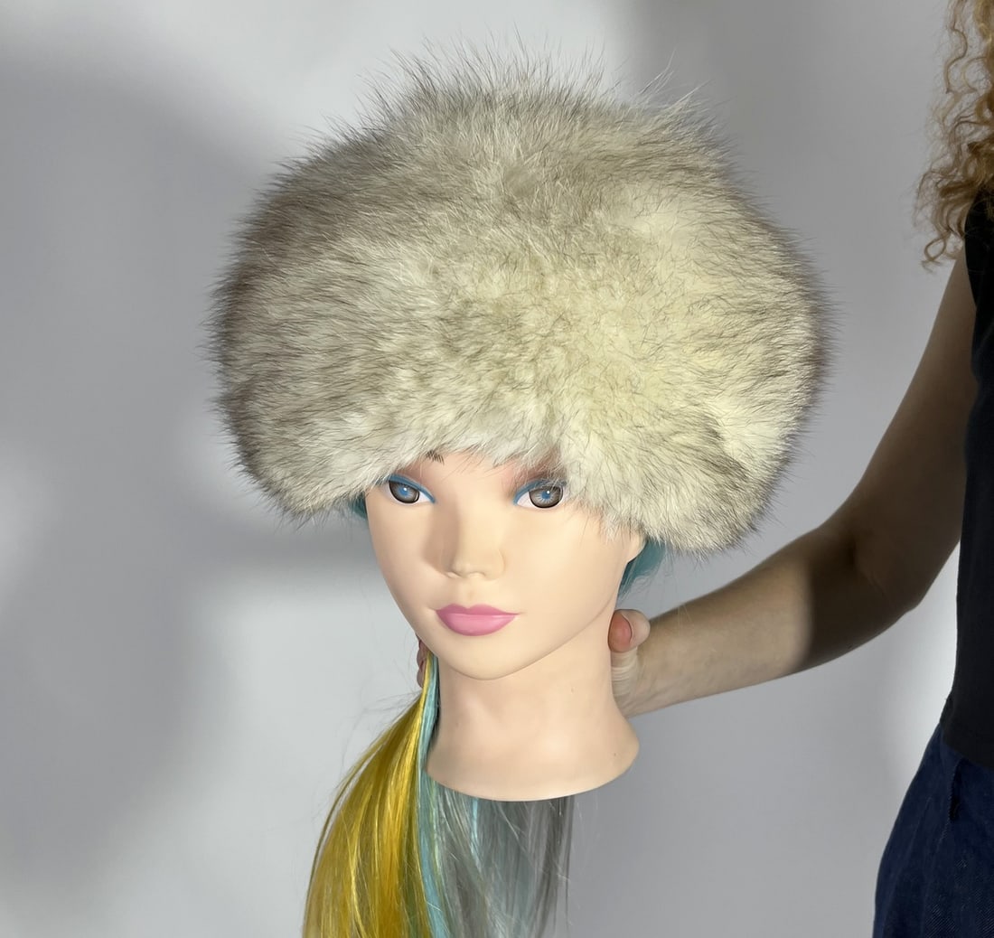 BLUE & RED FOX FUR HAT (1 of 5)