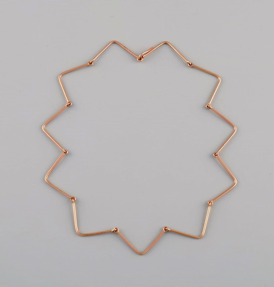 Bent Knudsen (1924-1996), Denmark. Modernist necklace in 14 carat gold. 1960s / 70s.: Title:Bent Knudsen (1924-1996), Denmark. Modernist necklace in 14 carat gold. 1960s / 70s. Description:Bent Knudsen (1924-1996), Denmark. Modernist necklace in 14 carat gold. 1960s / 70s. Total length