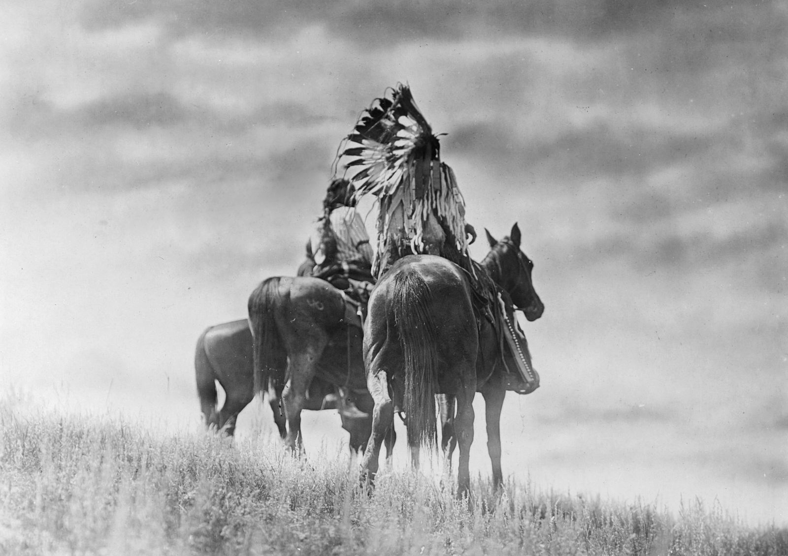 1908,13X19"..CHIEFTANS RIDE INTO CLOUDS; BY EDWARD CURTIS (1 of 1)