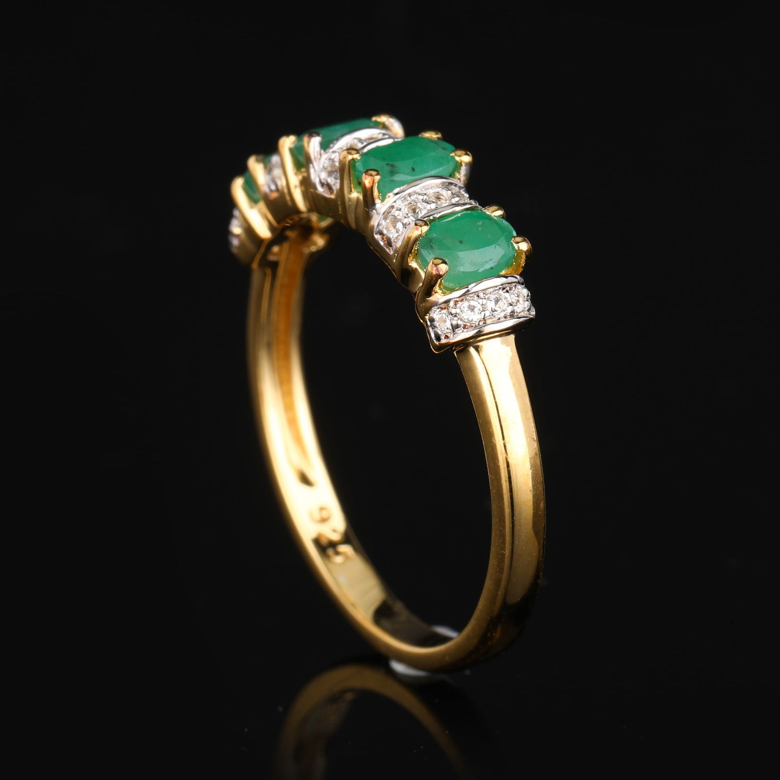 Ring- Sakota Emerald ( Better ) Oval 4x3mm - 4Pcs + White Topaz Round 0.90mm - 25Pcs ( White Pen (1 of 5)