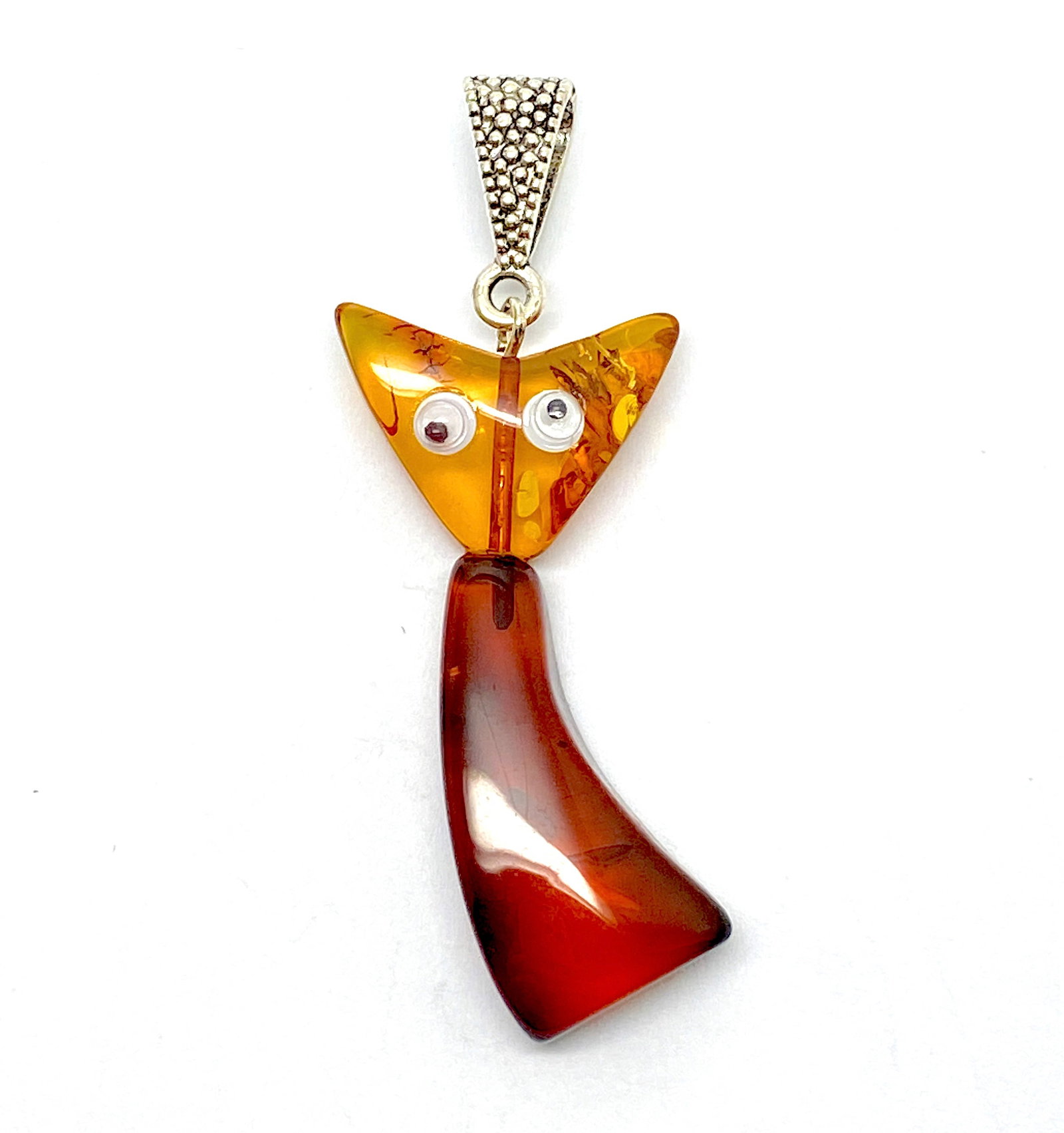 Alluring Amber Pendant shaped like an Angel: Title:Alluring Amber Pendant shaped like an Angel Metal:None Gemstone:Amber Weight:2.2 g Size:Size: 17.5 x 50.0 x 6.0 mm Size: 0.689 x 1.969 x 0.236 inches Made of:(Reconstituted Amber or Whole Stone)
