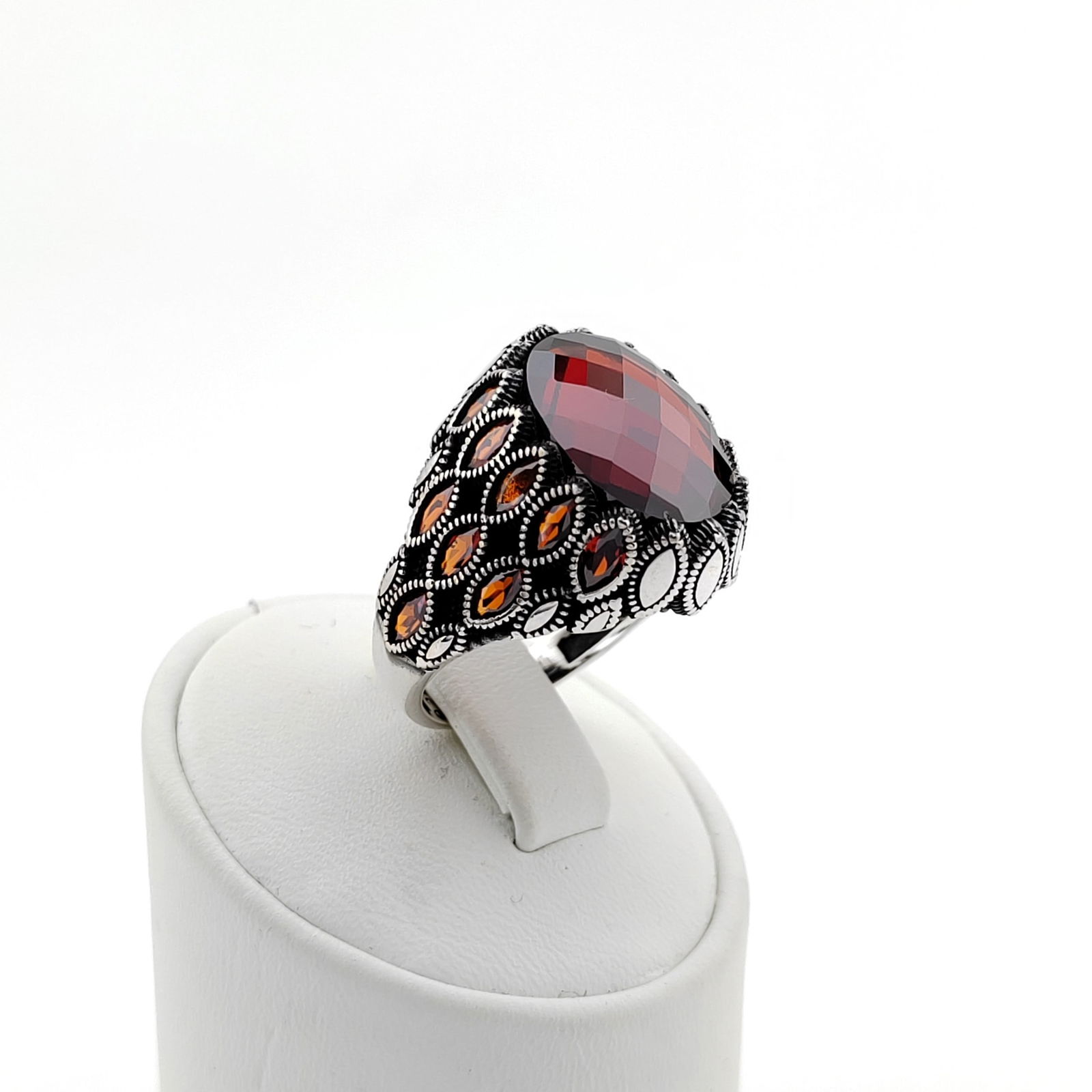 925 Silver Men's Ring with Red Zircons (1 of 8)