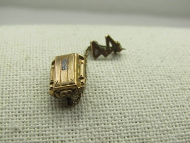 Vintage 10Kt G.F. Class Pin, 44 on Chain