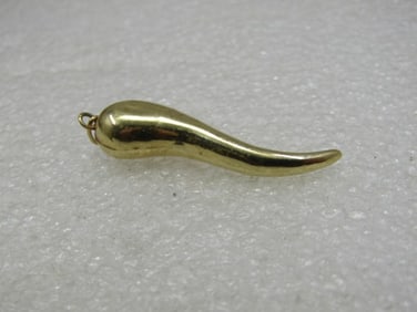 Vintage 14kt Italian Horn Pendant 1.5"