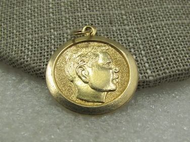 Vintage 14kt Repousse Boy Charm Pendant, 1"
