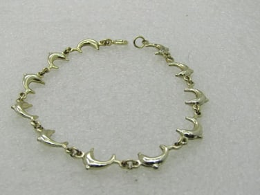 Gold Tone Dolphin Bracelet 7"
