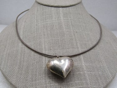 Vintage Sterling Puffy Heart Omega Necklace, 18"