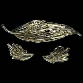 Vintage BSK Hallmarked Leaf Brooch and Clip Earring Set