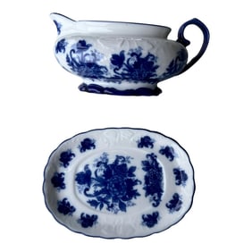 20th Century Blue & White Gravy Boat & Under Plate Set- 2 Pieces