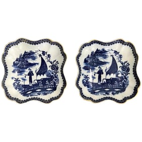 Late 18th Century Pair of Antique English Blue and White Chinoiserie Square Bowls by Caughley