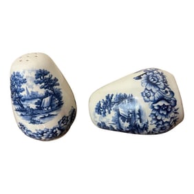 1980s Vintage Blue Ironstone Salt & Pepper Shakers- Set of 2