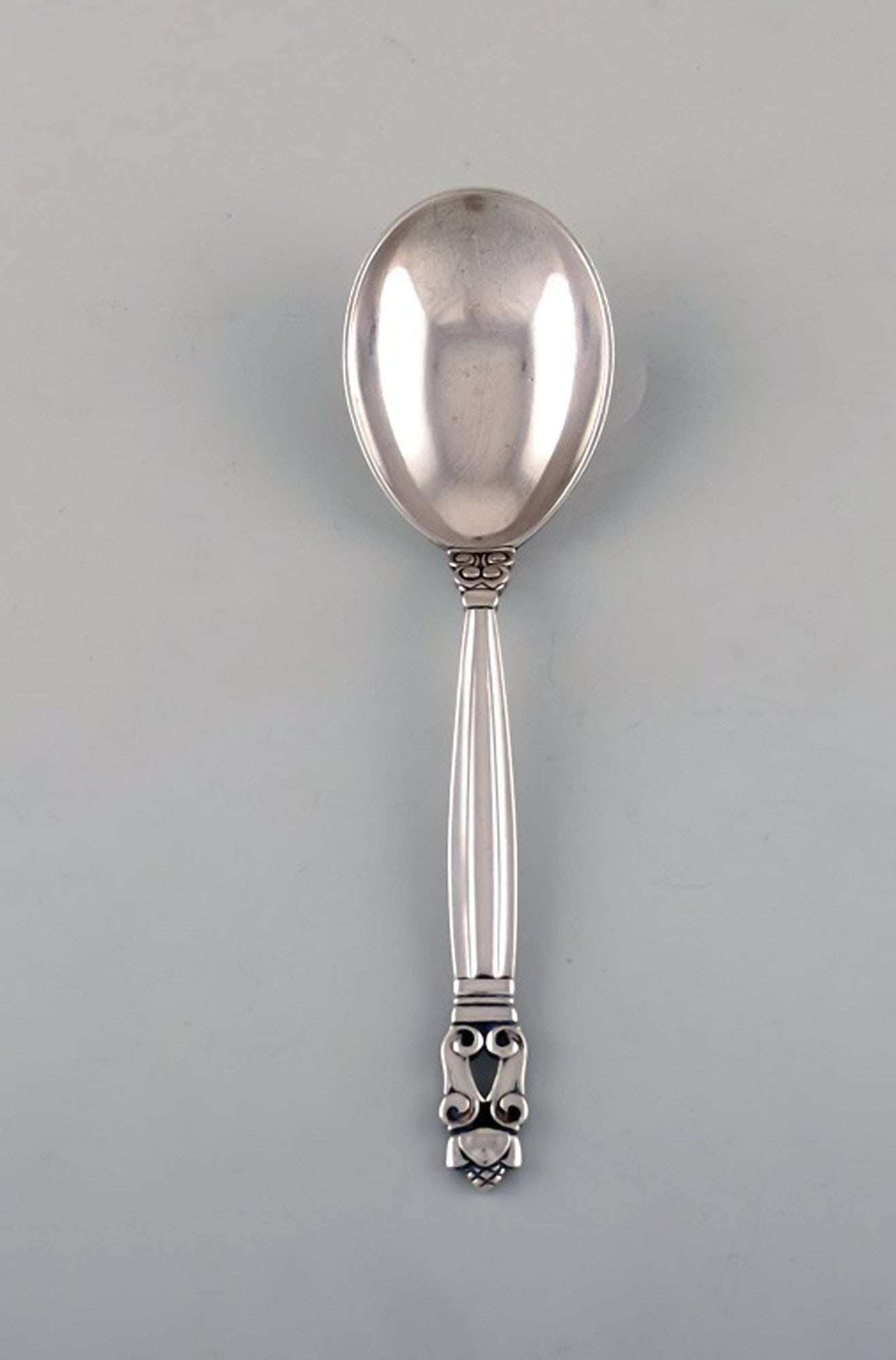 Georg Jensen "Acorn" boullion spoon in sterling silver. Six pieces in stock.: Title:Georg Jensen "Acorn" boullion spoon in sterling silver. Six pieces in stock. Description:Georg Jensen "Acorn" boullion spoon in sterling silver. Six pieces in stock. Designer: Johan Rohde. Lengt