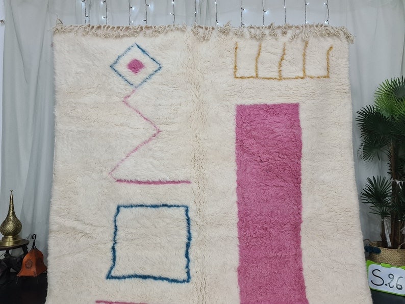 White Authentic Soft Rug - 2