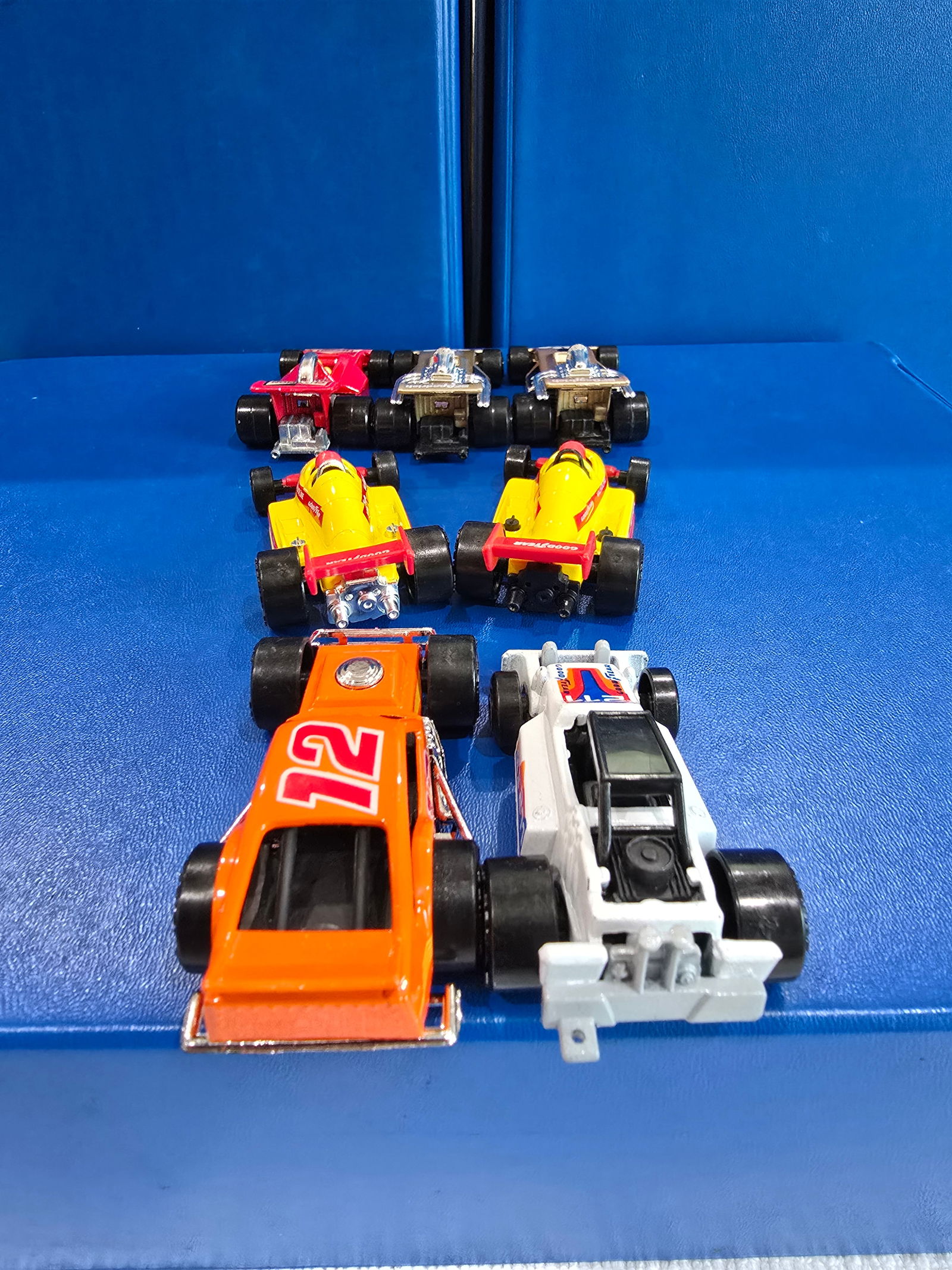 Formula 5000's England base, other macau base - 3