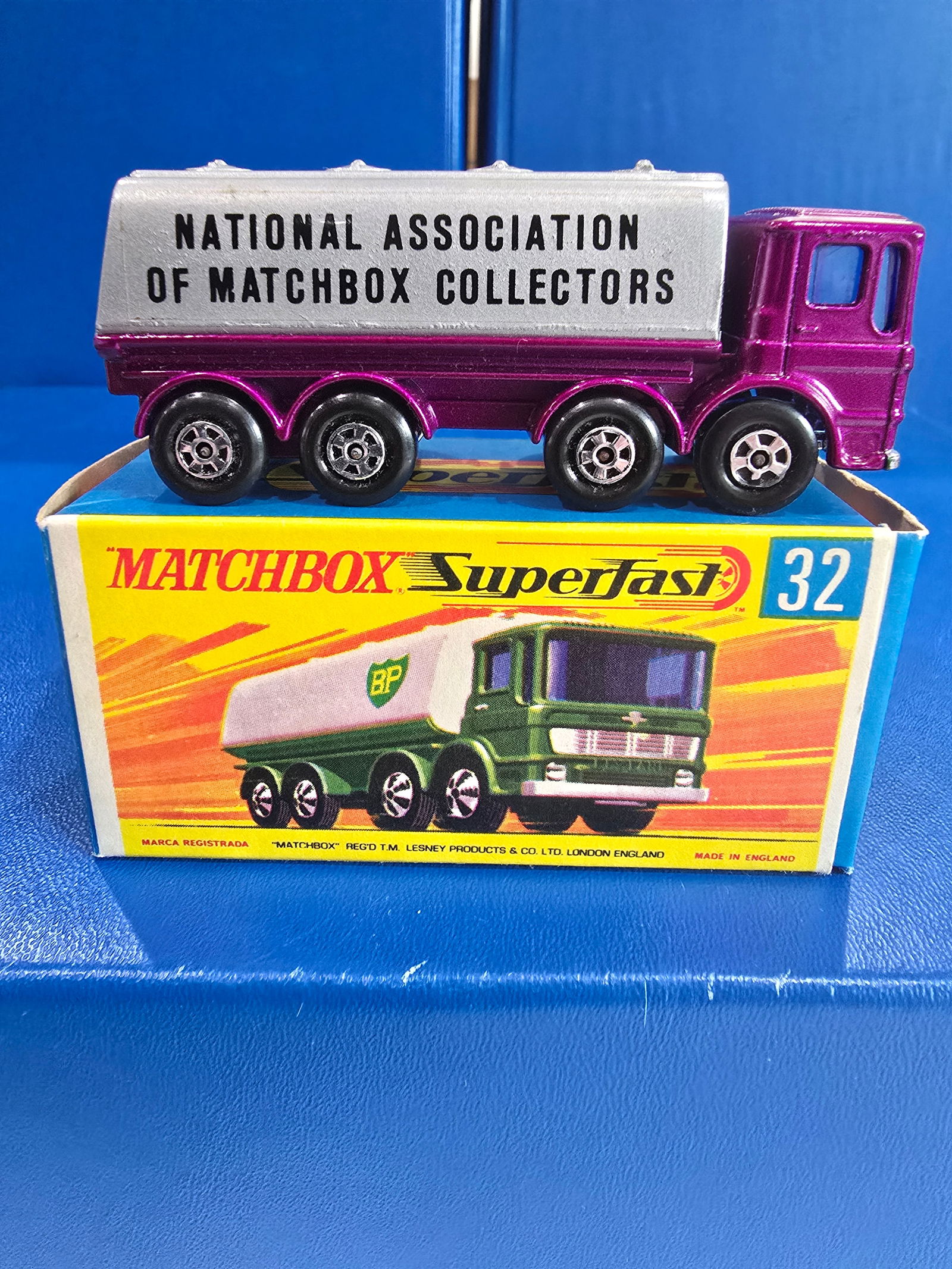 Piclfords, Scania tractor, crome macau base - 4