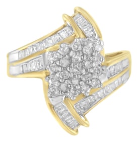 10K Yellow Gold Round and Baguette-Cut Diamond Bypass Cluster Ring (1.0 Cttw, I-J Color, I1-I2 Clari
