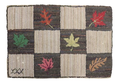 Vintage American Leaves Rug, 2' X 2'11''