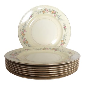 Mid 20th Century Homer Laughlin Plates, Eggshell Georgian, "Countess" Pattern, L58n5- Set of 7