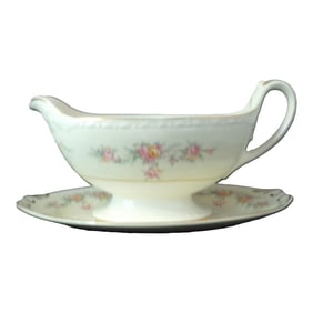 Mid 20th Century Homer Laughlin Gravy Boat & Underplate, , Eggshell Georgian, "Countess" Pattern