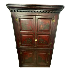 19th Century American Southern Plantation Chinoiserie Decorated Corner Cupboard