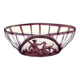 Early 20th Century Val Saint Lambert Amethyst Cut to Clear 'Diana the Huntress' Centerbowl