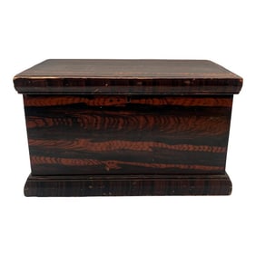 Spectacular American Grain Painted Strong Box, New England Circa 1800