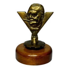 British 1940s Winston Churchill v for Victory Bronze Car Mascot Sculpture
