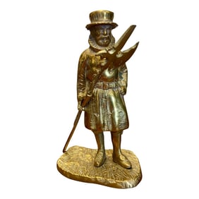 English Brass Beefeater Yeoman