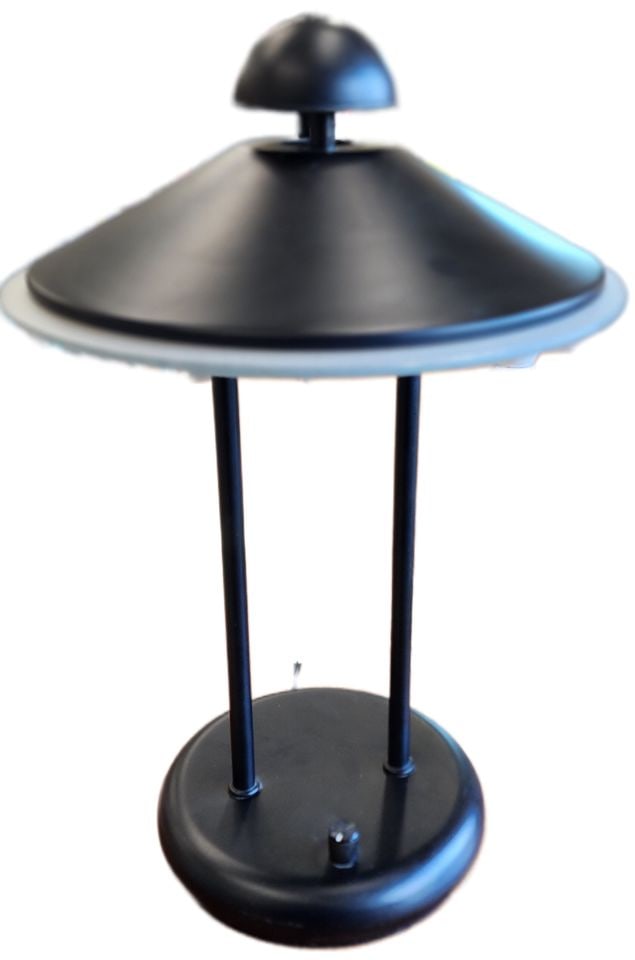 Vintage 70s Sonneman UFO Atomic saucer desk lamp: Collectible iconic Sonneman lamps, under are recognized for their modern aesthetic, clean lines with the alliance of form and function. Robert Sonneman, the pioneering designer, introduced sleek, func
