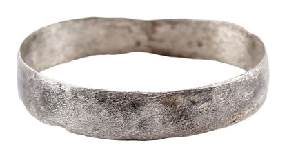 VIKING WEDDING RING, 10TH-11TH CENTURY, SIZE 11 1/4 (1 of 5)