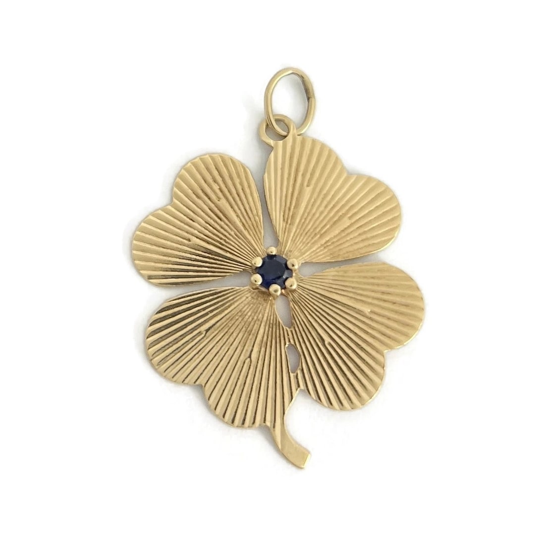 Vintage Sapphire Fluted Four Leaf Clover Pendant Charm 14K Yellow Gold, 3.09 Gr (1 of 6)