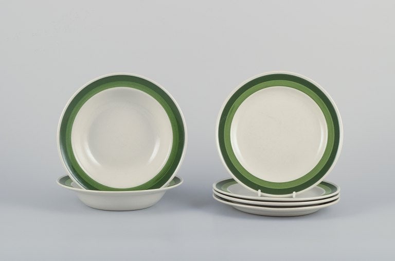 Stig Lindberg for Gustavsberg, "Bodega". Four dinner plates and two deep plates in stoneware.: Stig Lindberg for Gustavsberg, "Bodega". Four dinner plates and two deep plates in stoneware. Stylish Scandinavian design. From the 1970s. Marked. First factory quality. In perfect condition. Flat: D