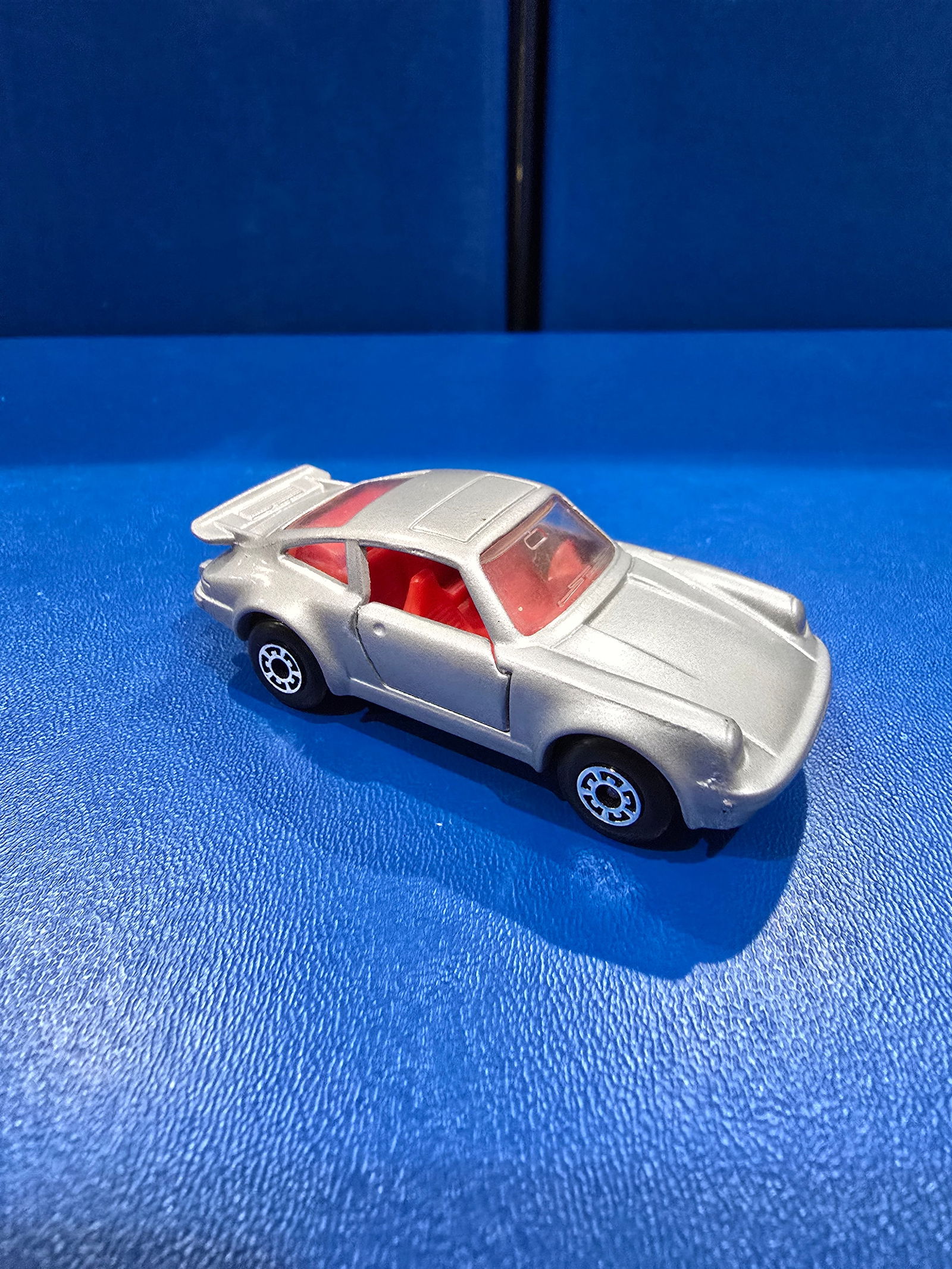England base, black glossy bases, red interior: Title: Matchbox Superfast Porsche TurboDescription: England base, black glossy bases, red interiorDate/Period: 1978Materials: metal Dimensions: 1/64 Reserve: $8.00 Shipping: Domestic: Flat-ra