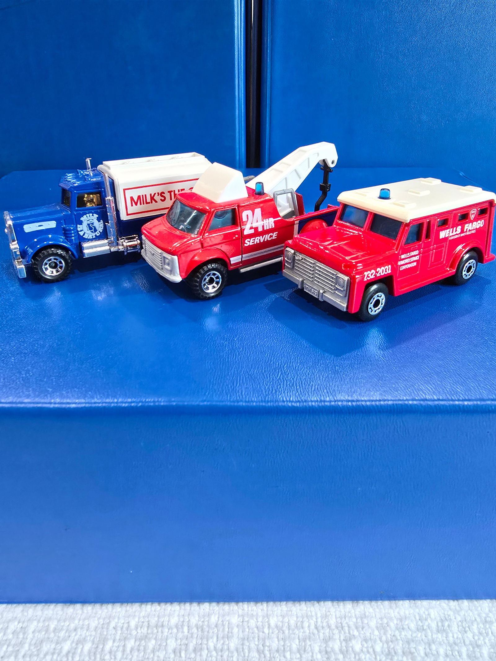 Perterbult milk tanker, England base, Armored truck, England silver painted base, Breakdown van,: Title: Matchbox Superfast and MacauDescription: Perterbult milk tanker, England base, Armored truck, England silver painted base, Breakdown van, Macau silver painted baseDate/Period: 198,119,781,985Ma