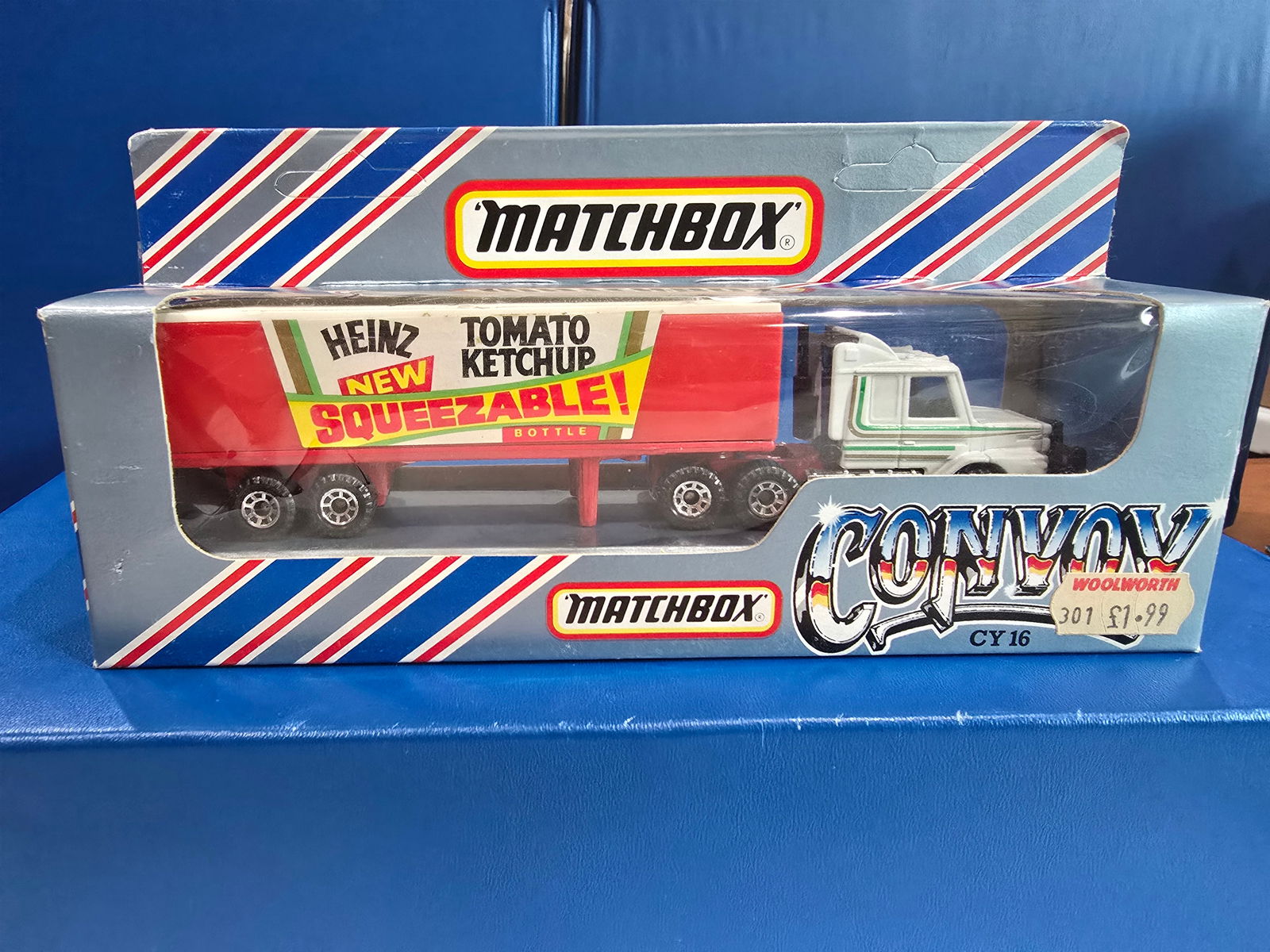 Heinz Tomato Ketchup, Scania tractor, white macau base (1 of 6)