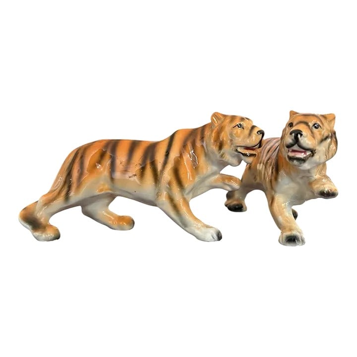Pair of Small Vintage Ceramic Tigers: Fabulous small ceramic tiger figures. These are perfect bookcase decoration. Or table top. Point being they are great styling pieces. Walk on the wild side and add a touch of whimsy to your interior.