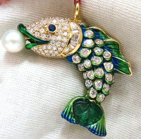 Natural Akoya Pearl Sapphire Emerald & Diamonds Enamel Fish Pendant 18kt
