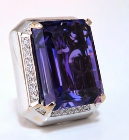 37.23Ct Natural Amethyst Diamond Ring 18 Karat Cocktail Cluster