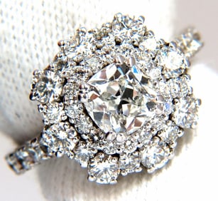 GIA Certified 1.70ct Cushion Cut diamond ring E/VS 14kt Cluster petite
