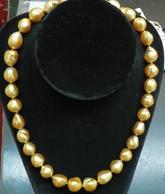 18KT 16.6M NATURAL SOUTH SEA GOLDEN PEARLS NECKLACE 1.50CT DIAMOND CLASP+
