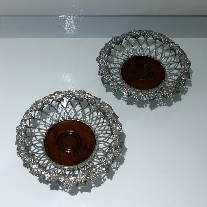 Mid 19th Century Antique Victorian Sterling Silver Pair Wine Coasters London 1860 Edward & John: Title:Mid 19th Century Antique Victorian Sterling Silver Pair Wine Coasters London 1860 Edward & John Barnard Description:Description An incredibly rare pair of Victorian silver circular wine coasters