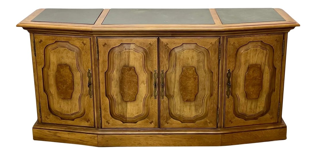 Vintage Thomasville Furniture Country Manor Collection Shabby Chic Style Rustic Credenza (1 of 12)