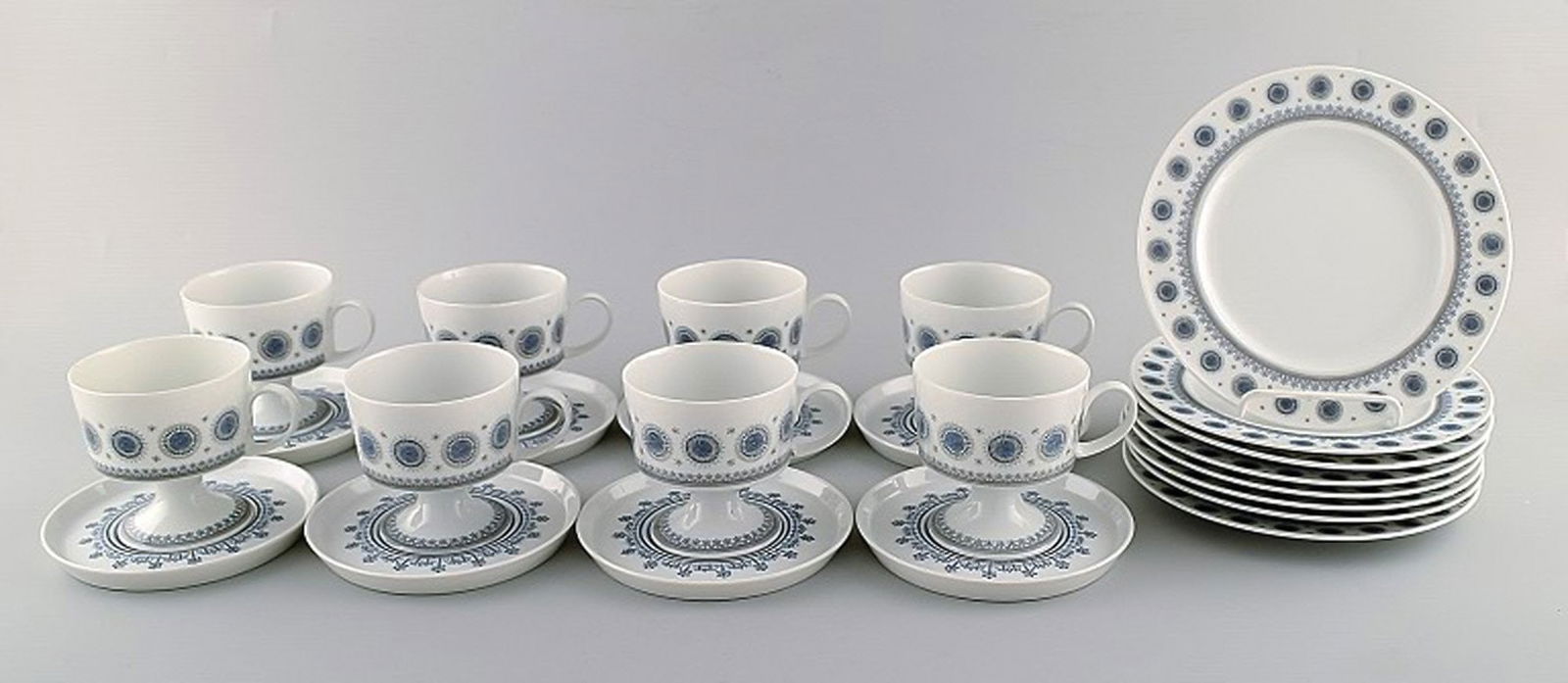 Tapio Wirkkala for Rosenthal. "Ice Blossom" coffee service for eight people. Coffee cups with (1 of 8)