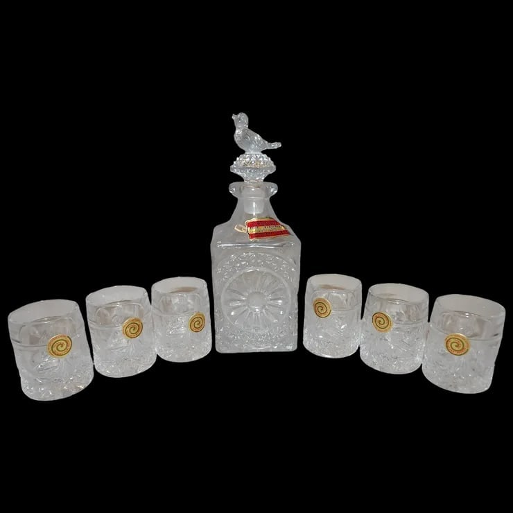 Hofbauer Byrdes 1950’s Crystal Decanter and 6 Matching Shot (tot) Glasses (1 of 14)