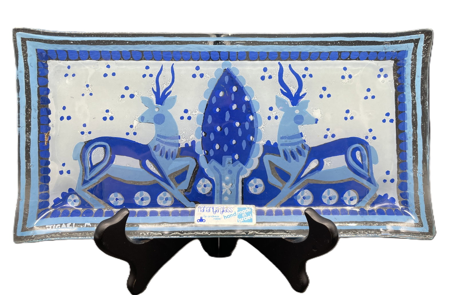 Andreas Meyer Judaica Blue Deer Fused Glass • Nahariya •Hand Made Israel •Signed: Title: Andreas Meyer Judaica Blue Deer Fused Glass • Nahariya •Hand Made Israel •Signed Date/Period: Approx. 1990's Dimension: Approx. 9.5" x 5" Material: glass Additional Informatio