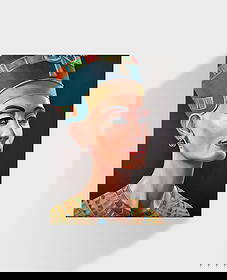 Oil painting Nefertiti wears Gucci a series of paintings Brand M.Goreeva: 09Gd Painter: M.Goreeva SÑ–ze: 40x30 cm/ 15.74x11.81 inches Components: oil, canvas Original painting CONDITION: exellent ERA: 2024 ARTIST: I was born 1970, in the city of Kharkiv (known also as