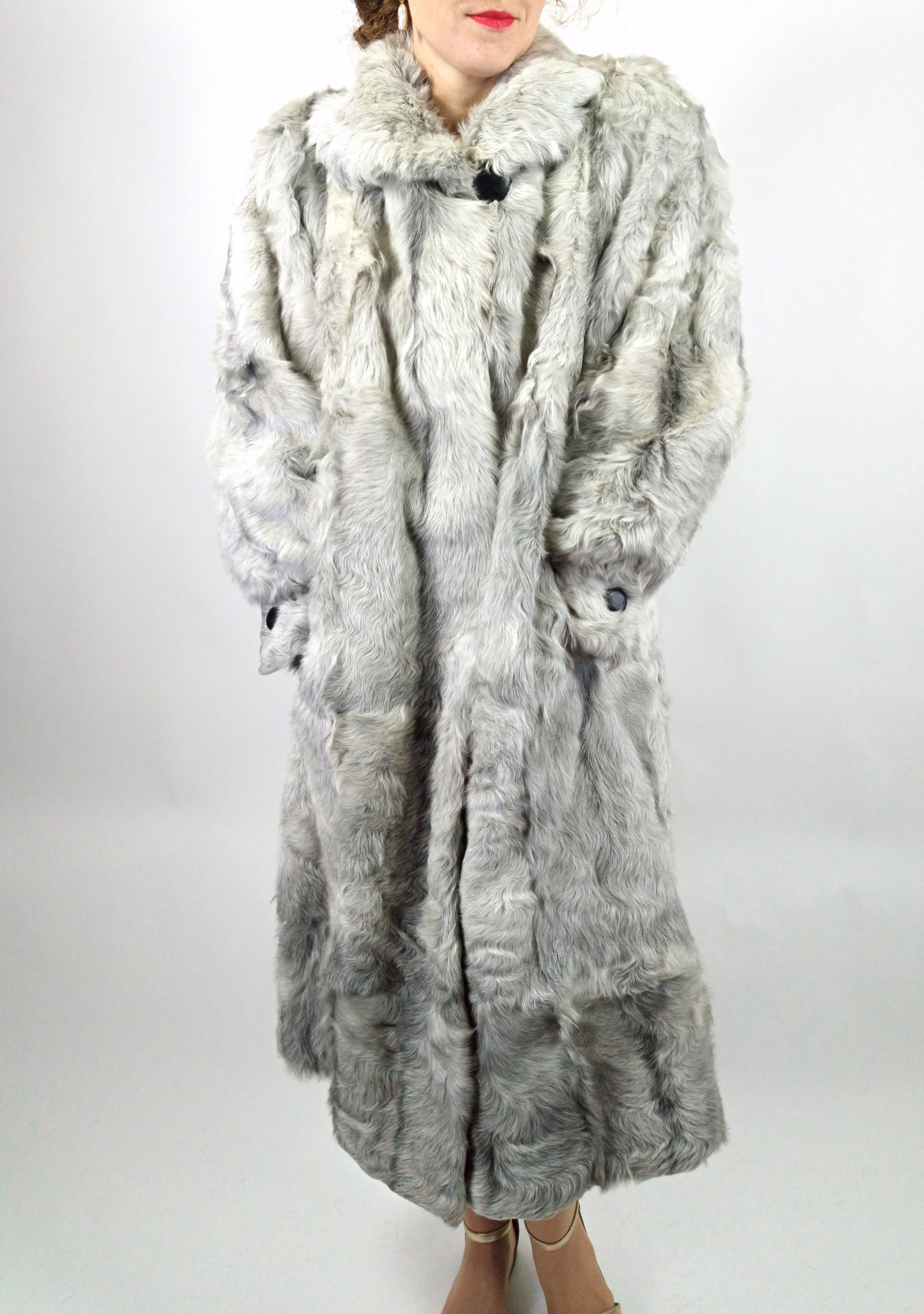 LONG GREY LAMB FUR COAT EU: XL ; US: 20 (1 of 10)